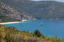 Visit Kroreza Beach by Boat
