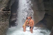 Private Fresh Water Lake, Waterfalls And Hot Springs Excursion 