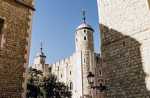 Tower of London Tour with Crown Jewels & Cruise