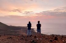Santa Maria: Guided Coastal Hike & Costa de Fragata Sunrise