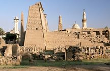 Full-day East and West Bank tour with lunch from Luxor