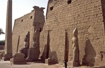 Full-day East and West Bank tour with lunch from Luxor