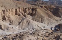 Small group Hurghada to Luxor, Valley of the Kings by Van