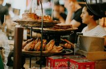 Old Montreal: Private History Walking Tour with Tastings