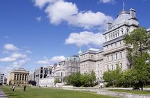 Old Montreal: Private History Walking Tour with Tastings