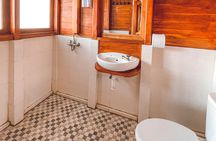 3 Days Deluxe Boat Private Cabin Sailing Trip in Komodo Island 
