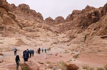 2 Days Guided Hiking Tour To Wadi Rum Jebal Al Hash