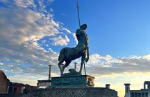 Pompeii and Vesuvius Cellars Tour with Lunch from Naples