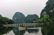 Private Day Tour to Seven Star Crag Natural Wonder from Guangzhou