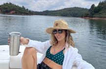 Guatape and El Peñol town and dam tour from Medellin