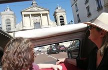 Private 1 hour tour of Versailles in a Vintage Car (2CV)