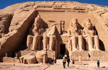 Private Day Trip to Abu Simbel Temple with Guide from Luxor