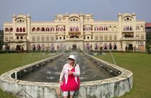 Unveiling Bollywood: Grand Tour of Iconic Real Sets & Their Story