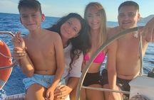 Sailing experience along the coast of Cabo de Gata in Almería