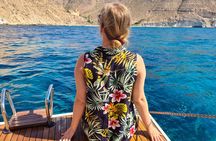 Sailing experience along the coast of Cabo de Gata in Almería