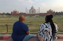 From Delhi: Taj Mahal Day Tour with Lunch