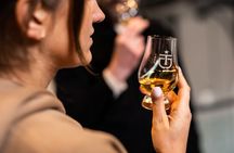 Giant's Causeway and Whisky Distillery tasting tour from Belfast