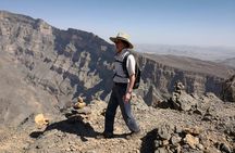 Private Full Day Guided Balcony Walk Hiking to Jebel Shams
