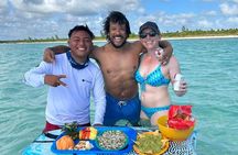 Cozumel Private 4-hour Boat Tour to El Cielo with Snorkeling