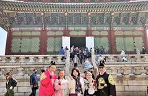 Private Tour : Royal Palace & Traditional Villages wearing Hanbok