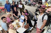 Private Guided Non-Veg Street Food Walking Tour in Muslim Quarter