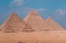 Private Half-Day Tour to Giza Pyramids from Cairo 