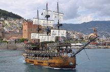 Alanya: Pirates Yacht Tour with Lunch and Soft Drinks