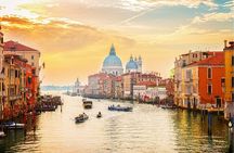 Venice Highlights with Local: Private Walking Tour & Gondola Ride