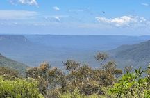 Blue Mountains Small Group Tour: Wildlife, Scenic World & Lunch