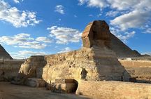 Pyramids of Giza and Egyptian Museum Semi Private from Hurghada