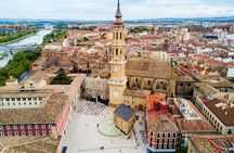 Private custom tour with a local guide Zaragoza
