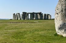 Stonehenge Private Car Tour - Self Guided with Chauffeur