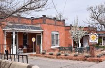 Railyard Sip, Savor, & History Walking Tour in Santa Fe