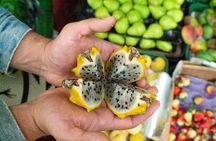 Private Tour of Paloquemao Square with Gastronomic Tasting
