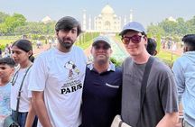 Mumbai: Private Day Tour Of Tajmahal With Car ,Entrance , Meal