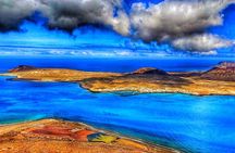 Tour to Timanfaya, Jameos del Agua, Cueva de los Verdes and viewpoint from the cliff

