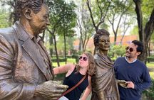 Frida Kahlo VIP [Museum Tickets Included] Walk, Markets & Churros