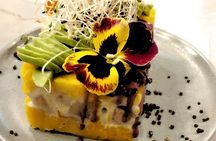 Peruvian Vegan Cooking Class, Cocktails and Local Market in Cusco