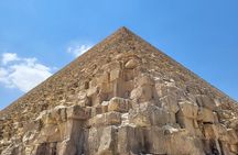 Full-Day Guided Trip to Cairo: Pyramids, Sphinx, Museum & Lunch