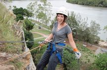 Twilight Rockclimb & Abseil Adventure in Kangaroo Point Cliffs 