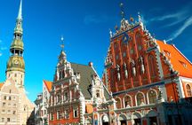 Private Custom Walking Tour with a Local Guide in Kaunas