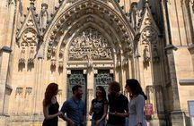 Prague Castle and Pubs Tour with Drinks Included