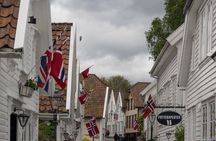 Private Custom Walking Tour with a Local Guide in Stavanger