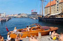 Private Copenhagen Boat cruise in Scandinavian mahogany boat