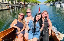 Private Copenhagen Boat cruise in Scandinavian mahogany boat