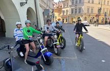 Private live guided E-scooter Tour in Prague: 2 hours
