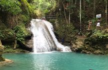 Martha Brea River Rafting and Bluehole Tour from Montego Bay 