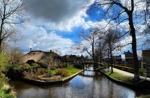 Zaanse Schans and Giethoorn Unique Day Trip with Boat Cruise