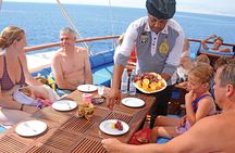 Sharm: Pirates Sailing Boat Ras Mohammed & White island and Lunch
