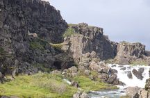 Private Golden Circle with airport transfer (only to Keflavik)